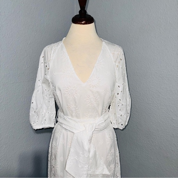 Zara Bloggers Fav Oyster White Belted Embroidered Tiered V-Neck Midi Dress Sz M - Picture 8 of 17